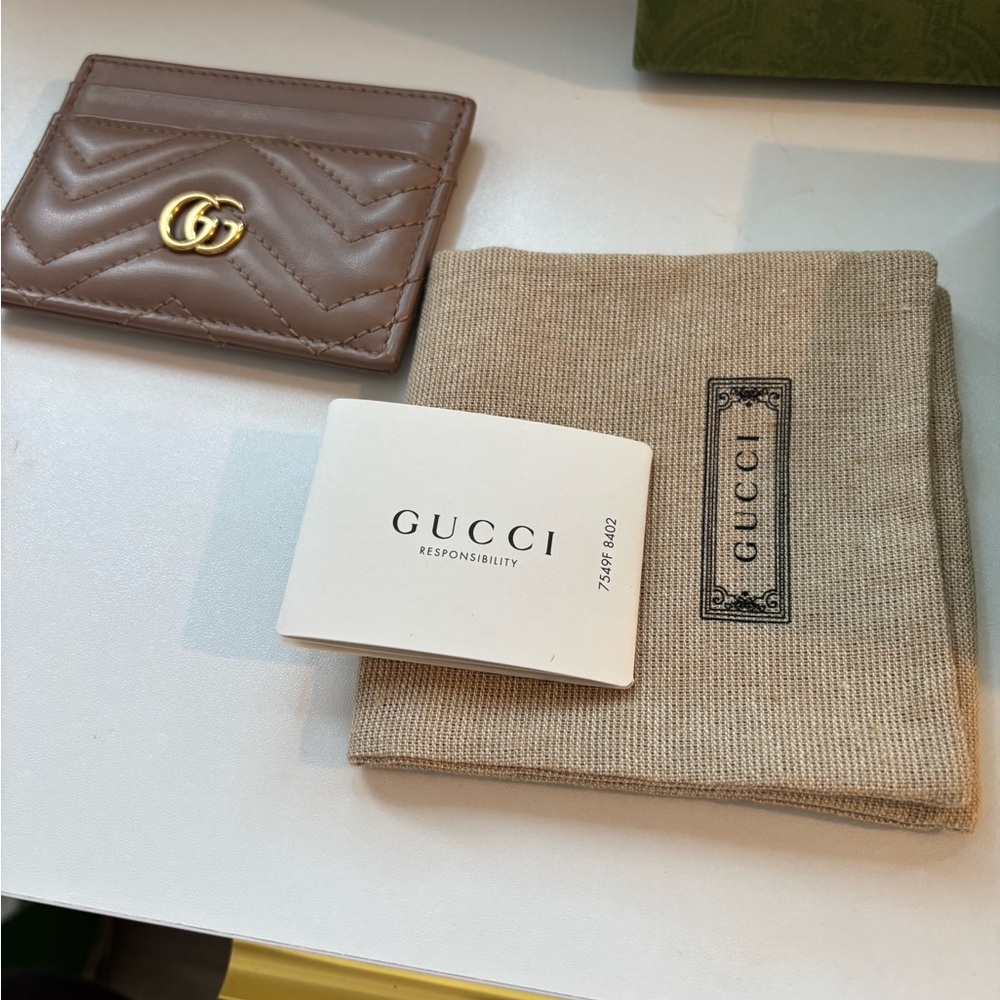 GUCCI MARMONT CARD CASE - Picture 5 of 6